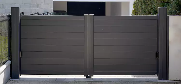Common Residential Gate Issues We Resolve in Frankfort, IL
